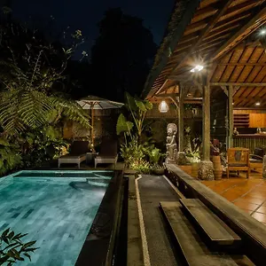 Roshan Ubud